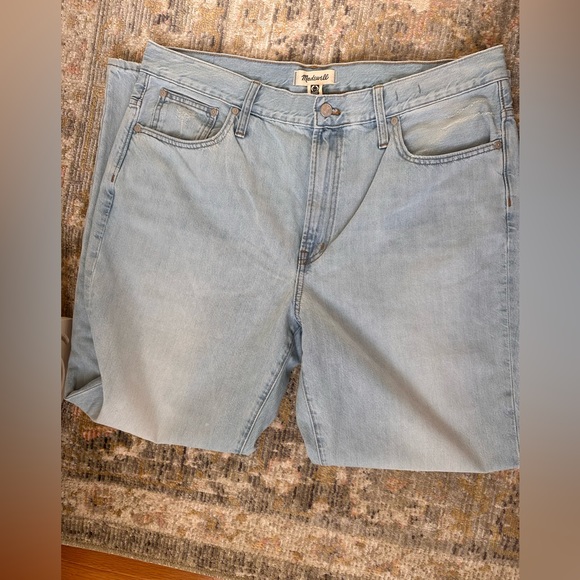 Madewell Jeans - Tall 33- Perfect Vintage Jean in Fitzgerald Wash - Picture 4 of 8